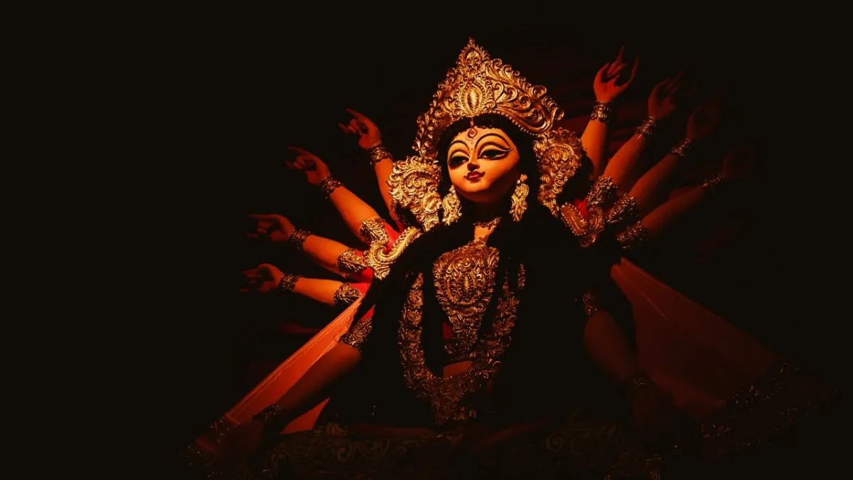 দুর্গাপূজা উপলক্ষে মিলতে পারে ৫ দিনের ছুটি